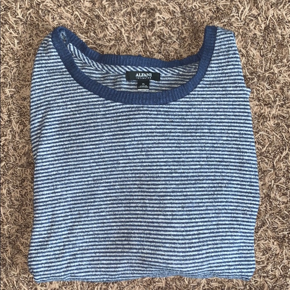 Alfani Longsleeve